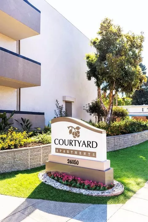 24050 Silva Ave, Hayward, CA 94544