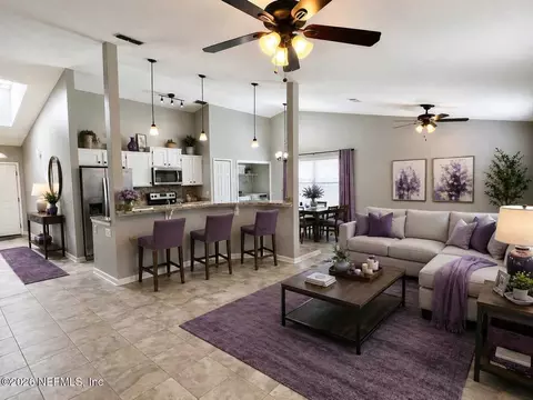 7820 Collins Ridge Blvd, Jacksonville, FL 32244