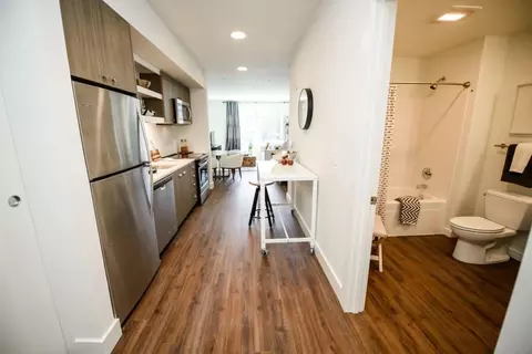 2323 NW Savier St, Portland, OR 97210