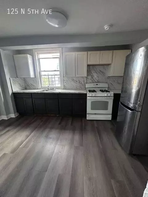 125 N 5th Ave, Mount Vernon, NY 10550