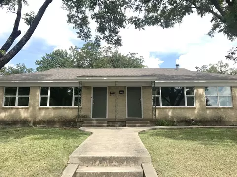 2725 Forest Park Blvd #2725, Fort Worth, TX 76110