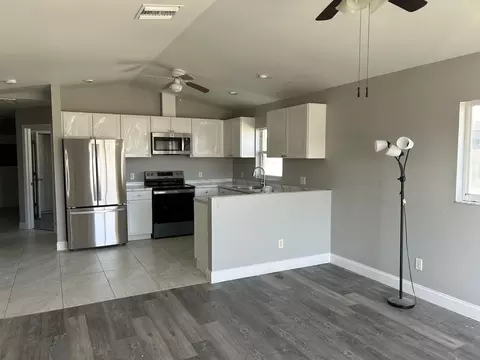 2912 Santa Barbara Blvd #2912, Cape Coral, FL 33914