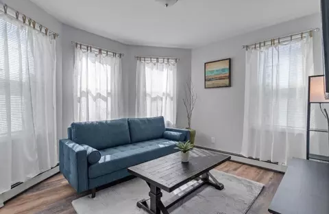 346 Admiral St #1373619P, Providence, RI 02908
