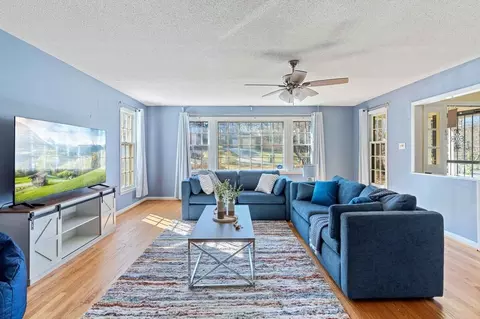 710 SE Maynard Rd #1374269P, Cary, NC 27511