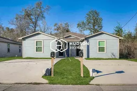 9011 Caddo Rd #B, Houston, TX 77078
