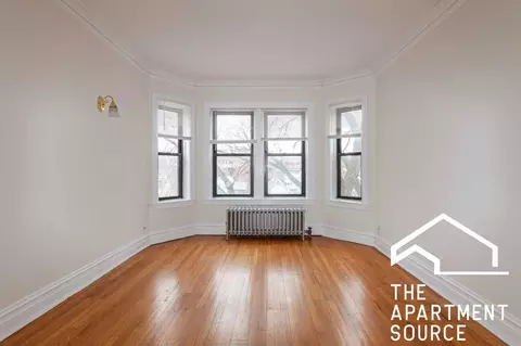 1913 W Larchmont Ave #3B, Chicago, IL 60613