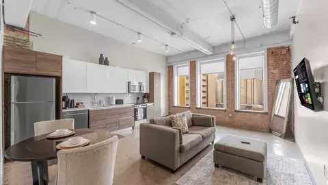 500 S Ervay St #1297758P, Dallas, TX 75201