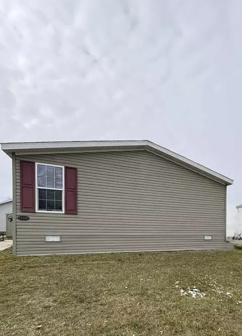 11222 Shady Brook Ct #367, South Lyon, MI 48178