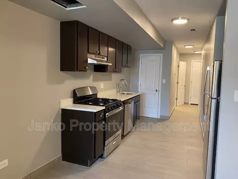 5700 S Wabash Ave, Chicago, IL 60637
