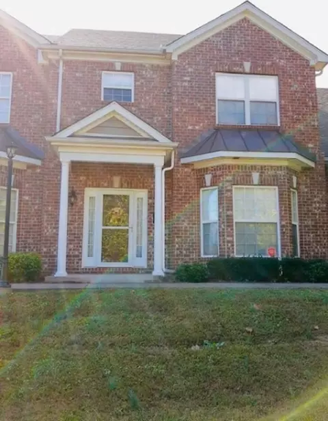 320 Rowlette Cir, Murfreesboro, TN 37127