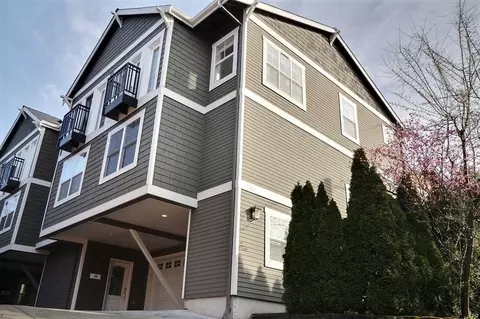 2310 10th Ave E #A, Seattle, WA 98102