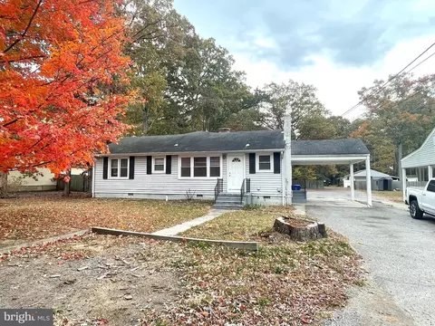 3894 Old Washington Rd, Waldorf, MD 20602