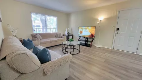 507 NW 39th Rd #231, Gainesville, FL 32607