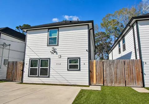 5709 Breland St #A, Houston, TX 77016
