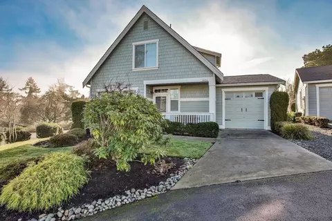 1404 Portside Ct, Freeland, WA 98249