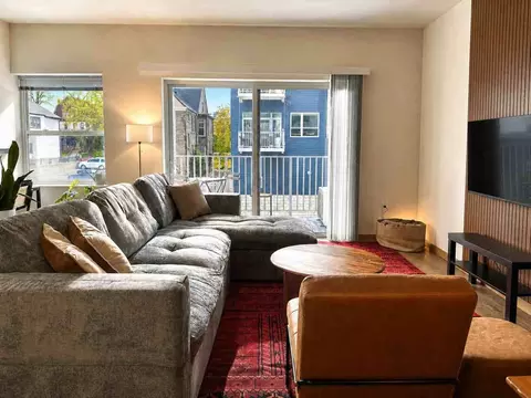 1640 N Water St #1379063P, Milwaukee, WI 53202
