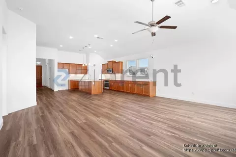 2900 Long Slope Rd #2900, Arlington, TX 76001