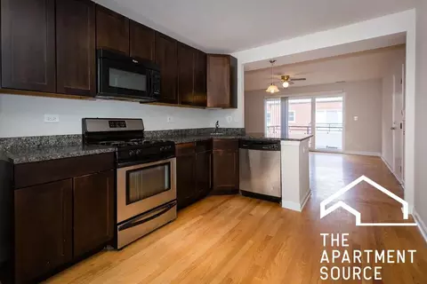 6443 N Damen Ave #3W, Chicago, IL 60645