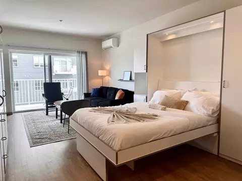 1640 N Water St #1379031P, Milwaukee, WI 53202