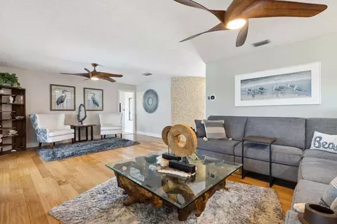 12 Fairway Dr #1381668P, Cocoa Beach, FL 32931
