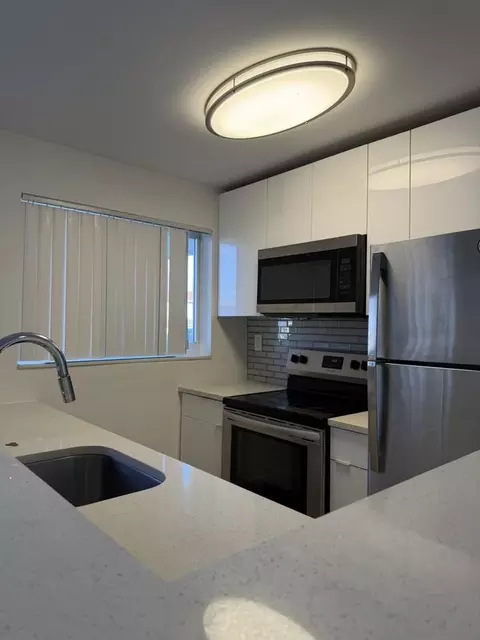 450 W Camino Real #108, Boca Raton, FL 33432