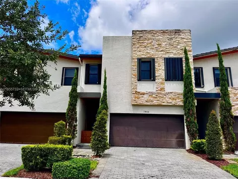 7924 NW 105th Ave, Doral, FL 33178