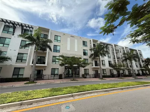 8301 NW 41st St, Doral, FL 33166