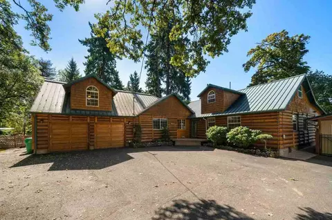 14239 SE Fairoaks Ln, Oak Grove, OR 97267