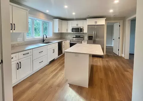 100 Main St, Hopkinton, MA 01748