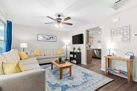 867 Central Ave #1367382P, Clarksville, TN 37040