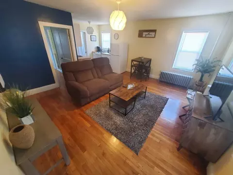 132 Wesleyan Ave #1373650P, Providence, RI 02907