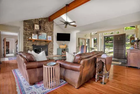 13014 Schoolhouse Dr #1375234P, Lowell, AR 72745