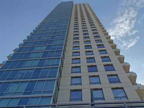 300 Bowie St #2704, Austin, TX 78703