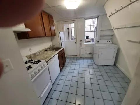 145 King George St #1, Annapolis, MD 21401