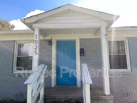 1025 Holland Ave #B, Charlotte, NC 28206