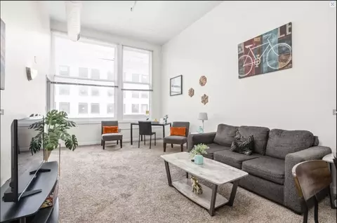 50 N Illinois St #1014591P, Indianapolis, IN 46204