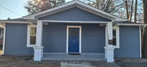 3403 South St, Ettrick, VA 23803