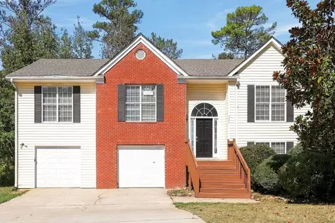 5280 Katherine Village Dr, Ellenwood, GA 30294