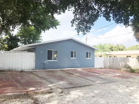 1235 NE 3rd Ave #1, Fort Lauderdale, FL 33304