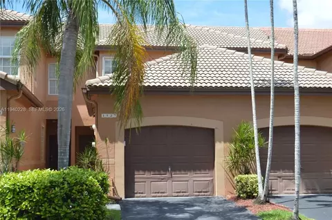 1527 Veracruz Ln #3-15, Weston, FL 33327