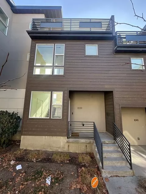 1039 W Rooftop Dr, Midvale, UT 84047