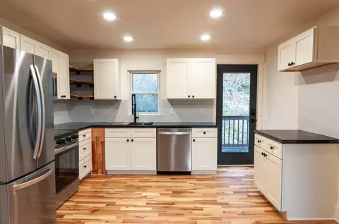228 Cavendish Gulf Rd, Cavendish, VT 05142