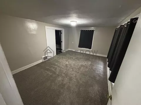 1263 College Ave NE #2, Grand Rapids, MI 49505