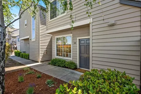 935 Old County Rd #20, Belmont, CA 94002