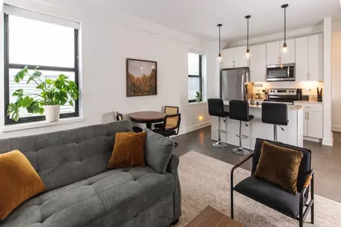 758 N Broadway #1379068P, Milwaukee, WI 53202