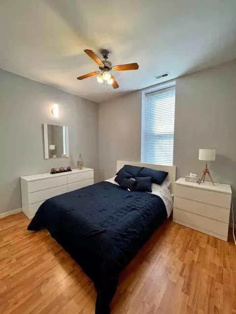 110 12 W 6th St, Bloomington, IN 47404