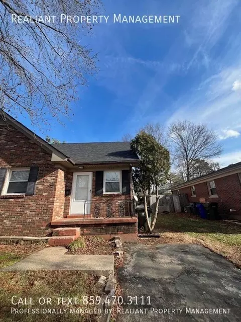 1503 Roanoke Rd #B, Lexington, KY 40504