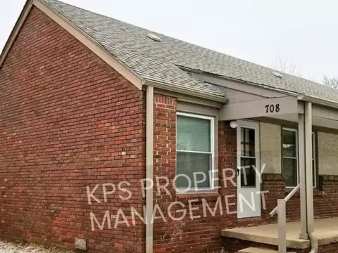 708 S Ida St, Wichita, KS 67211