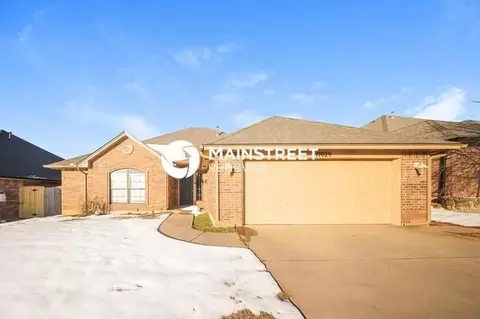 17029 Woodvine Dr, Edmond, OK 73012
