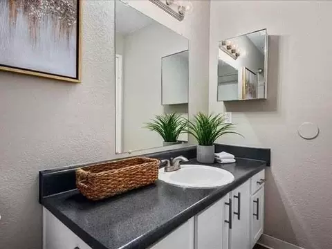 15597 E Ford Cir, Aurora, CO 80017